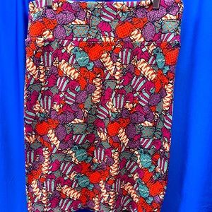 Lularoe Cassie in fun candy-themed pattern, XL, excellent cond